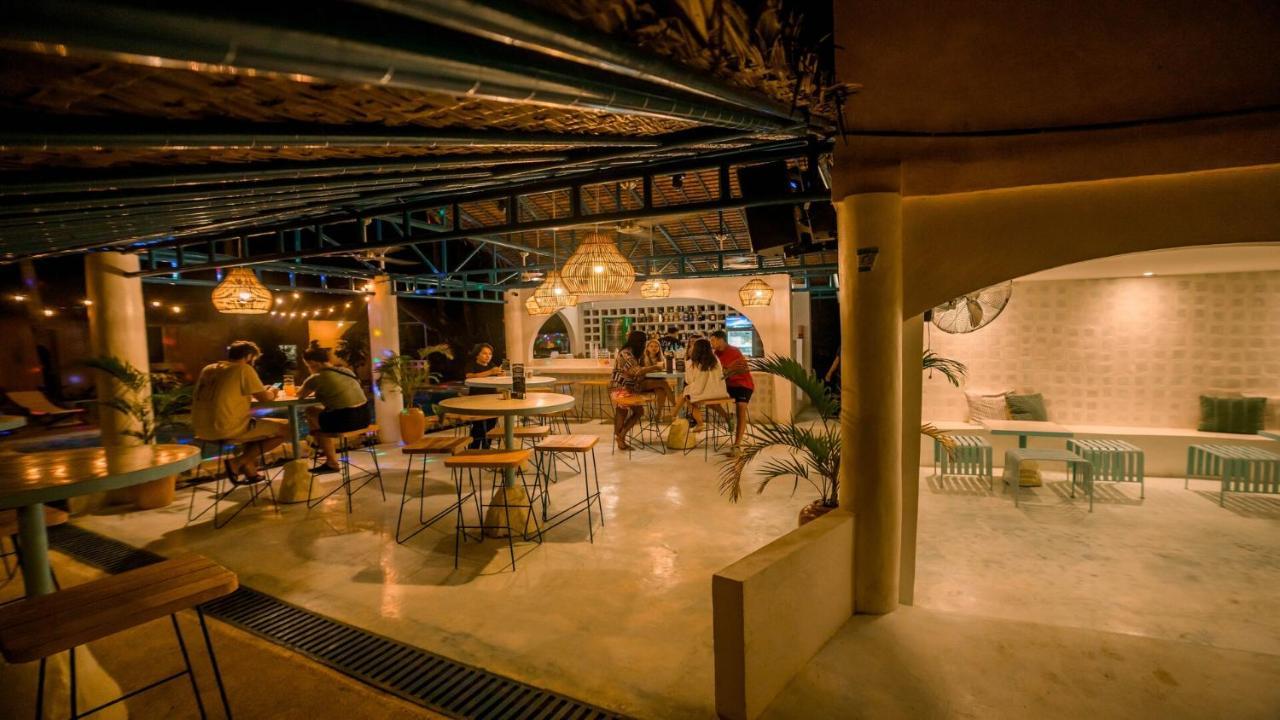 Mad Monkey Panglao 호스텔 외부 사진